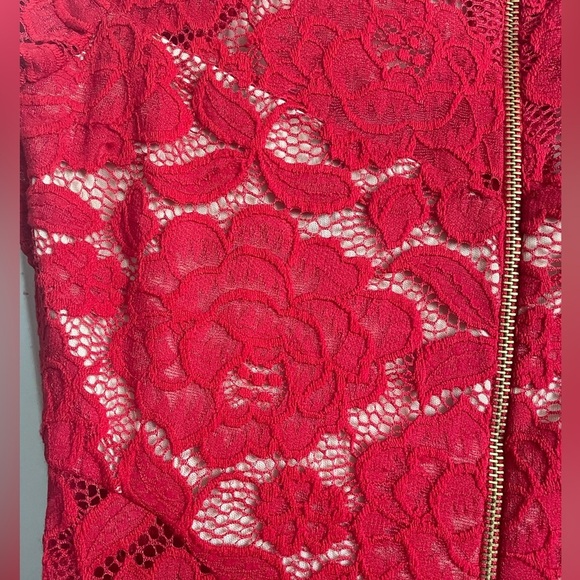 Rebecca B. Red Long Sleeve Lace Dress. Pre-Owned. - Picture 4 of 6